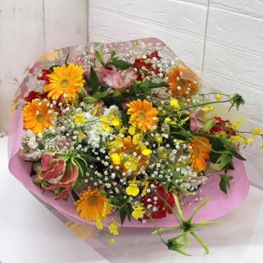 お誕生日の花束をお届けしました　三島市花屋フローラント　｜「フローラント」　（静岡県三島市の花キューピット加盟店 花屋）のブログ
