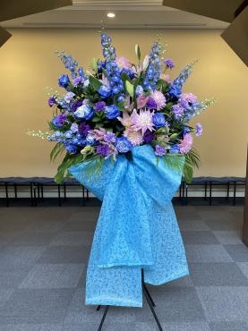 ご出演祝い＜青バラのスタンド花＞　フローラント｜「フローラント」　（静岡県三島市の花キューピット加盟店 花屋）のブログ
