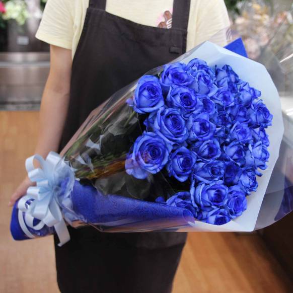 花キューピット加盟店 店舗名：フローラント
フラワーギフト商品番号：900091
商品名：幸せのブルーローズ３０本の花束